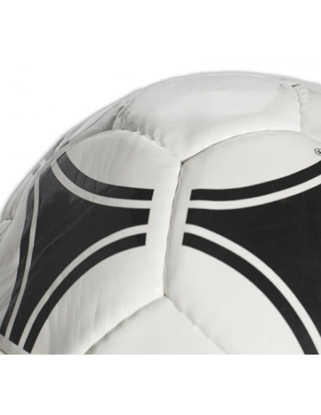 Balón adidas Tango Rosario | Clásico FIFA y tacto suave